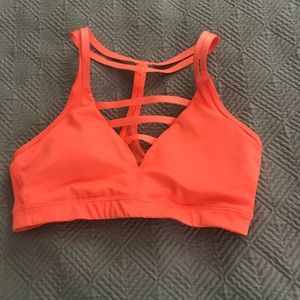 Sports bra